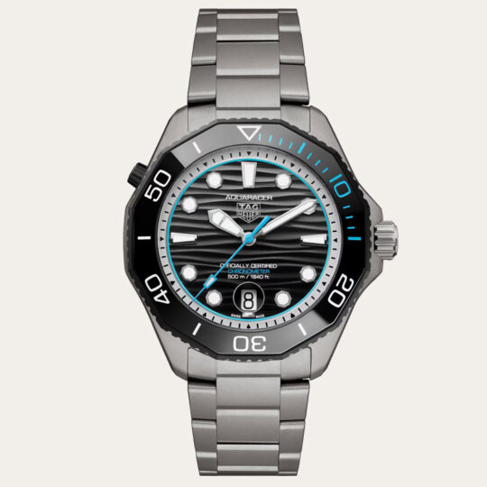 TAG HEUER Limited Edition Aquaracer Professional 500 Date 42mm [WBP5182.BF0010]